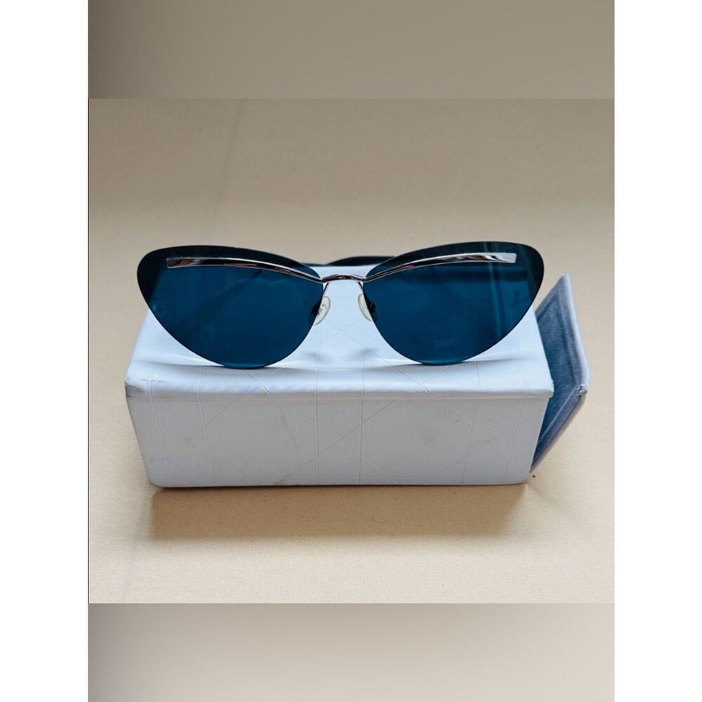 Christian Dior Diorette Navy Blue Rimless Luxury Sunglasses Circa 2009. Auth